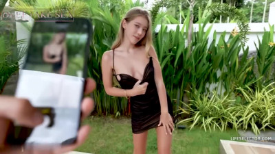 ITZY Chaeryeong Deepfake Sex By The Pool 채령